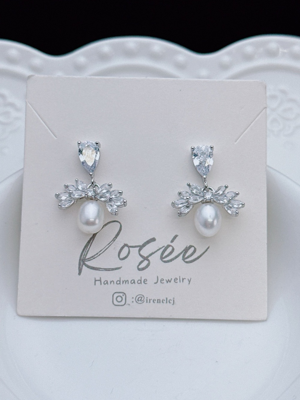 26E500 Handmade Freshwater Pearl Dangling Earrings S925 Post 6-7mm rice shape